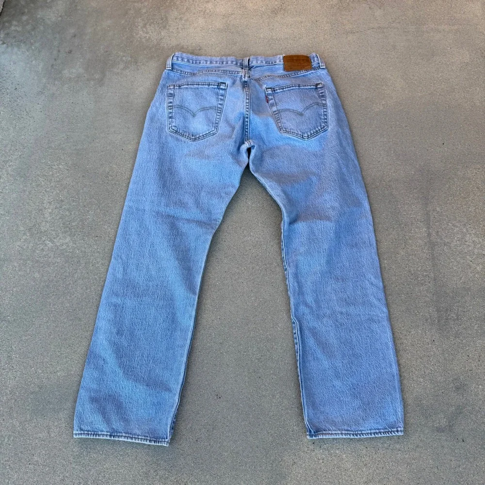 Levi's 501 Premium Original Fit Light Wash Straight Leg Jeans Men 36x32